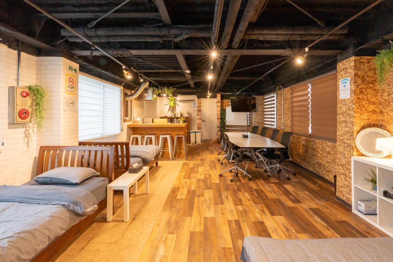 U.House Aparthotel Osaka Esterno foto